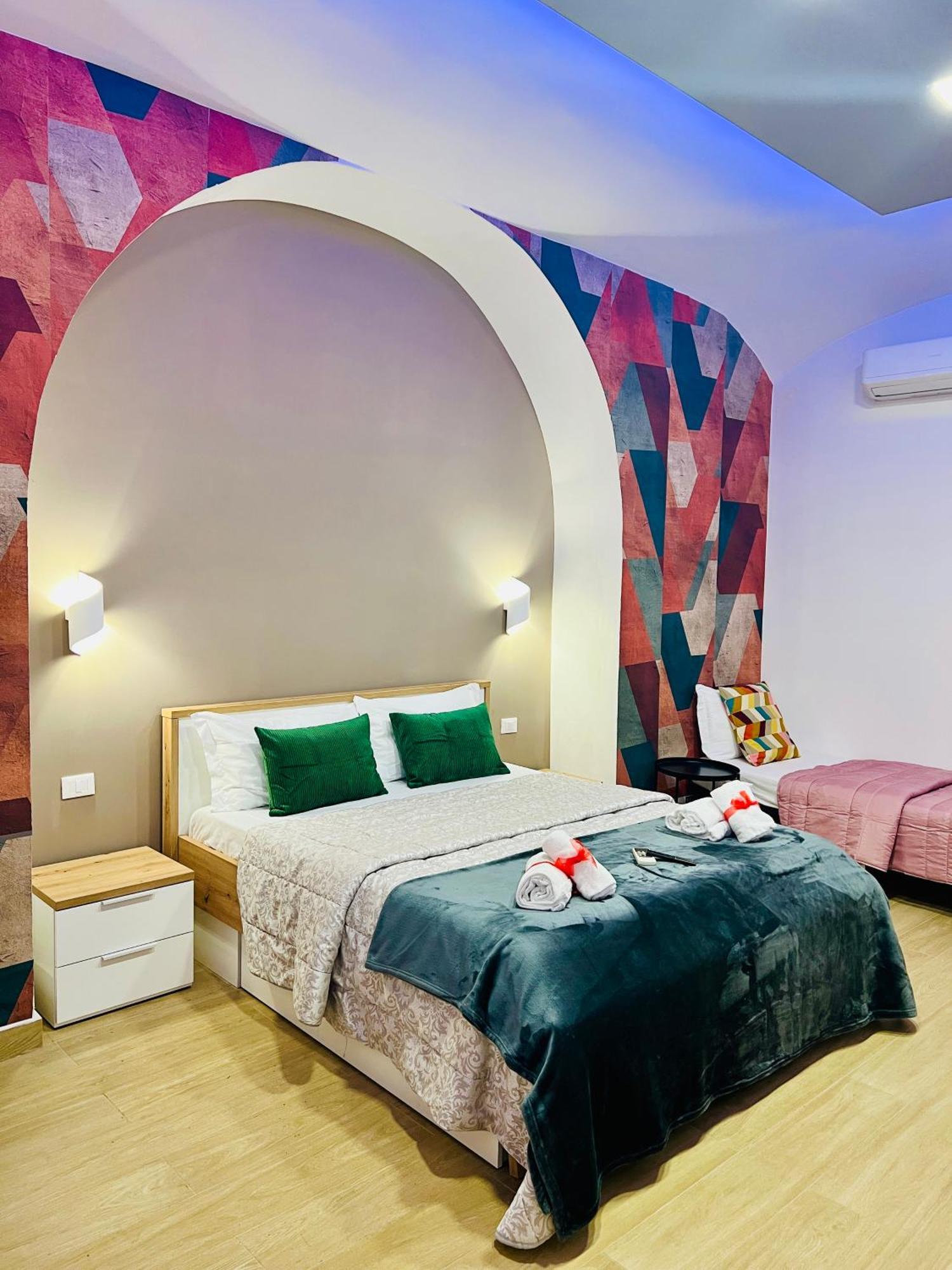 Luminosa House Station Apartment *